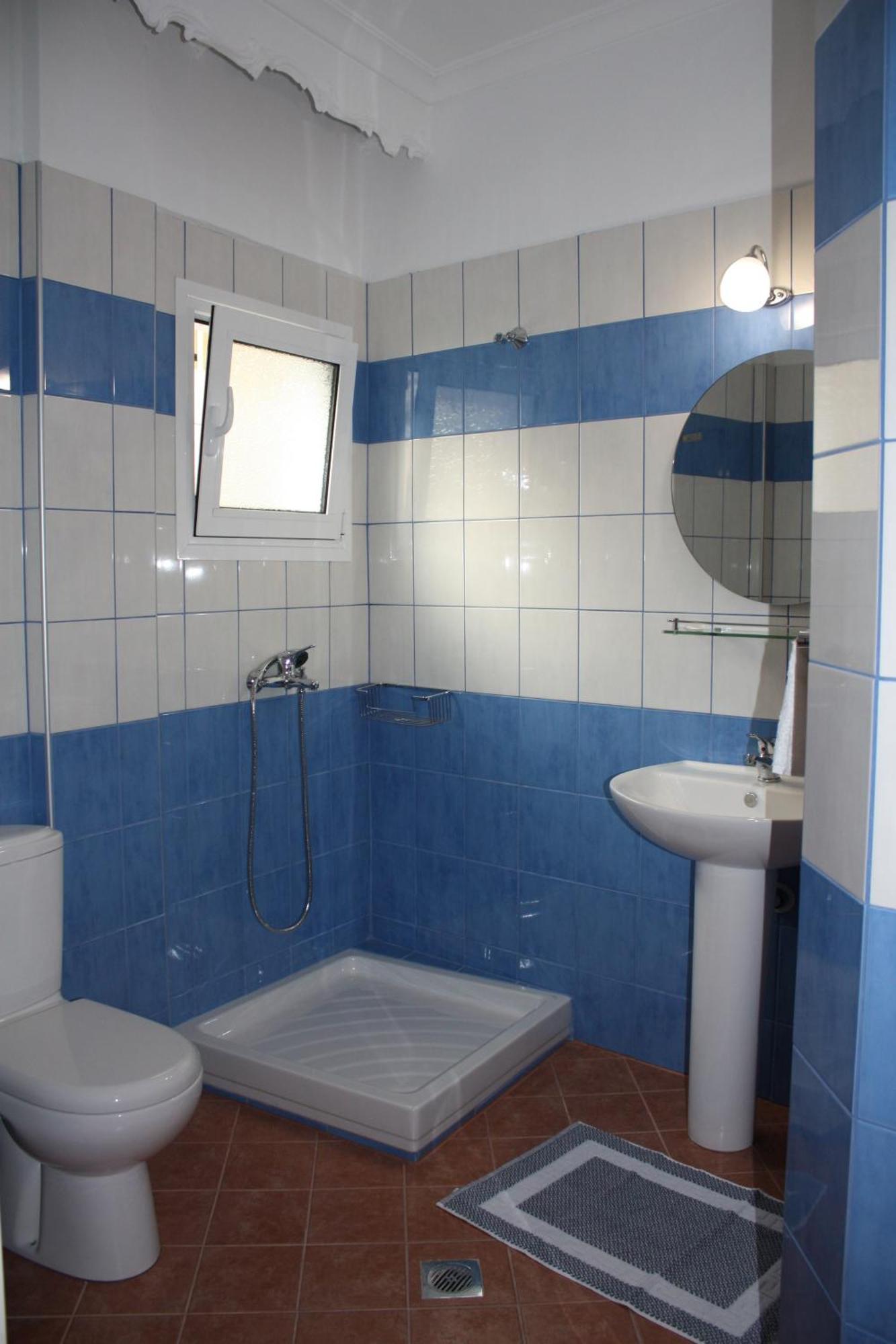 Dionyssos Hotel Limenas  Bagian luar foto