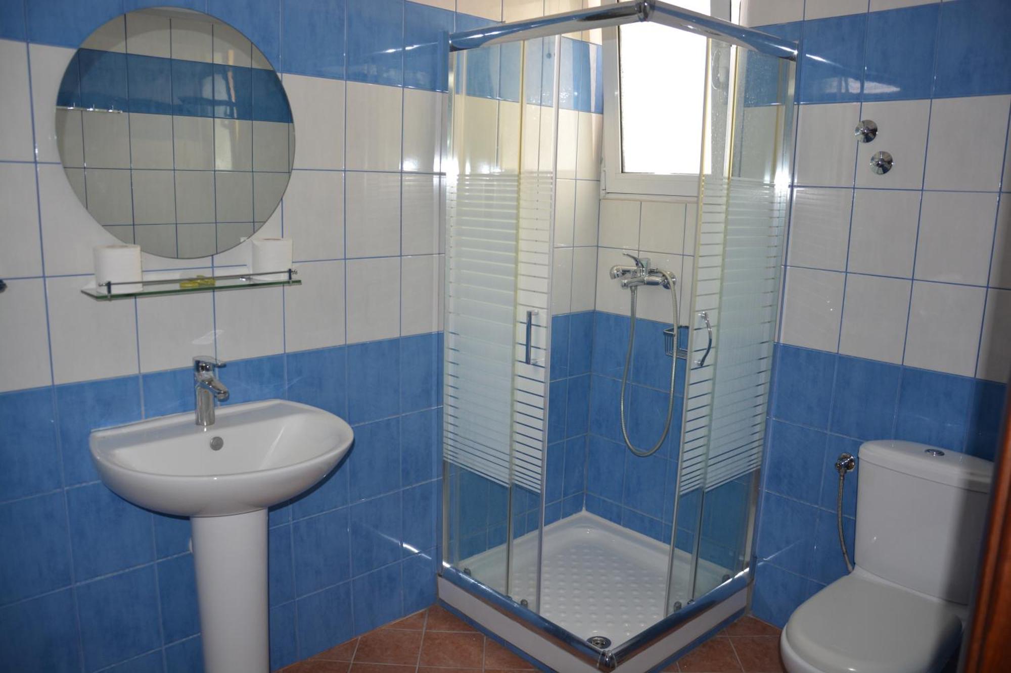 Dionyssos Hotel Limenas  Bagian luar foto